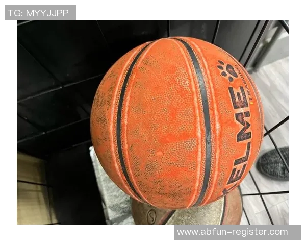 王城公园篮球活动热潮来袭让我们一起挥洒汗水享受运动乐趣